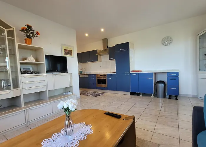 Ljubica Apartment *
